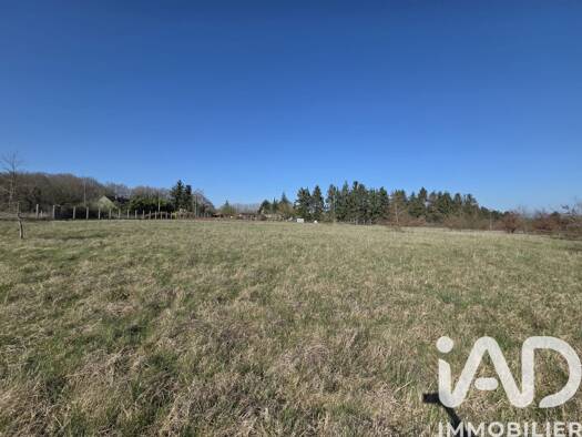 Propriété de loisirs à vendre 18 000 € 24 047 m² de terrain Aubigné-Racan 72800