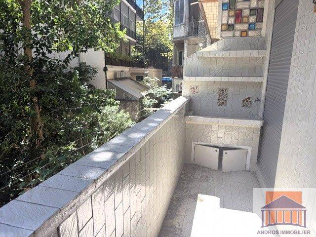 Appartement 4 pièces 76 m² · à Marseille 7ème Arrondissement · 76 m² · 270 000 €