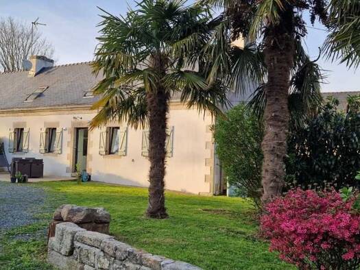 Maison à vendre 369 200 € 6 pièces 4 chambres 155 m² 5 206 m² de terrain Tréméoc 29120