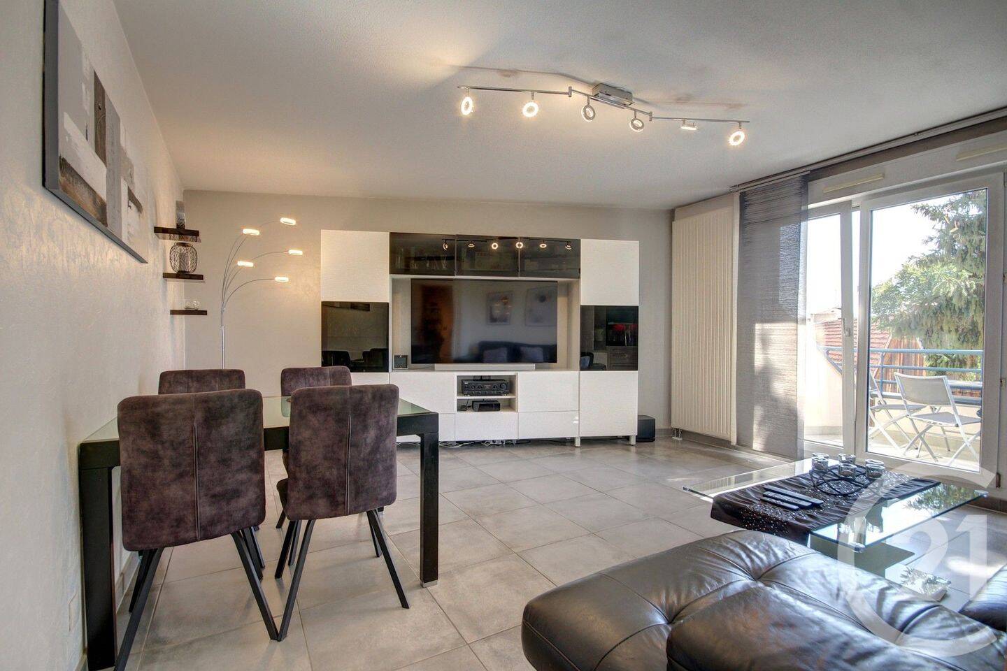 Appartement 4 pièces 84 m² · à Erstein · 83,5 m² · 242 000 €