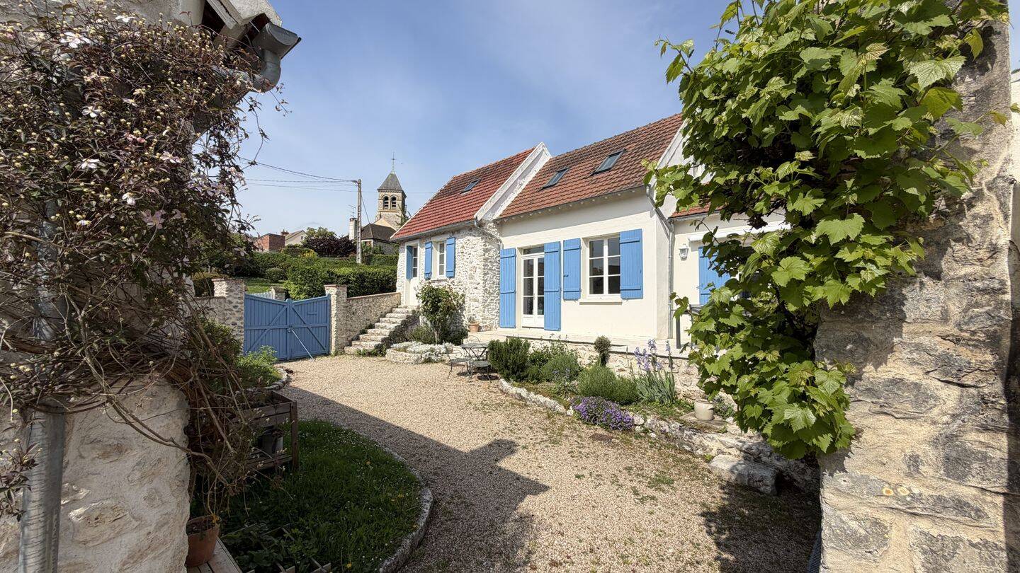 Maison 7 pièces 150 m² · à Septeuil · 150 m² · 372 000 €