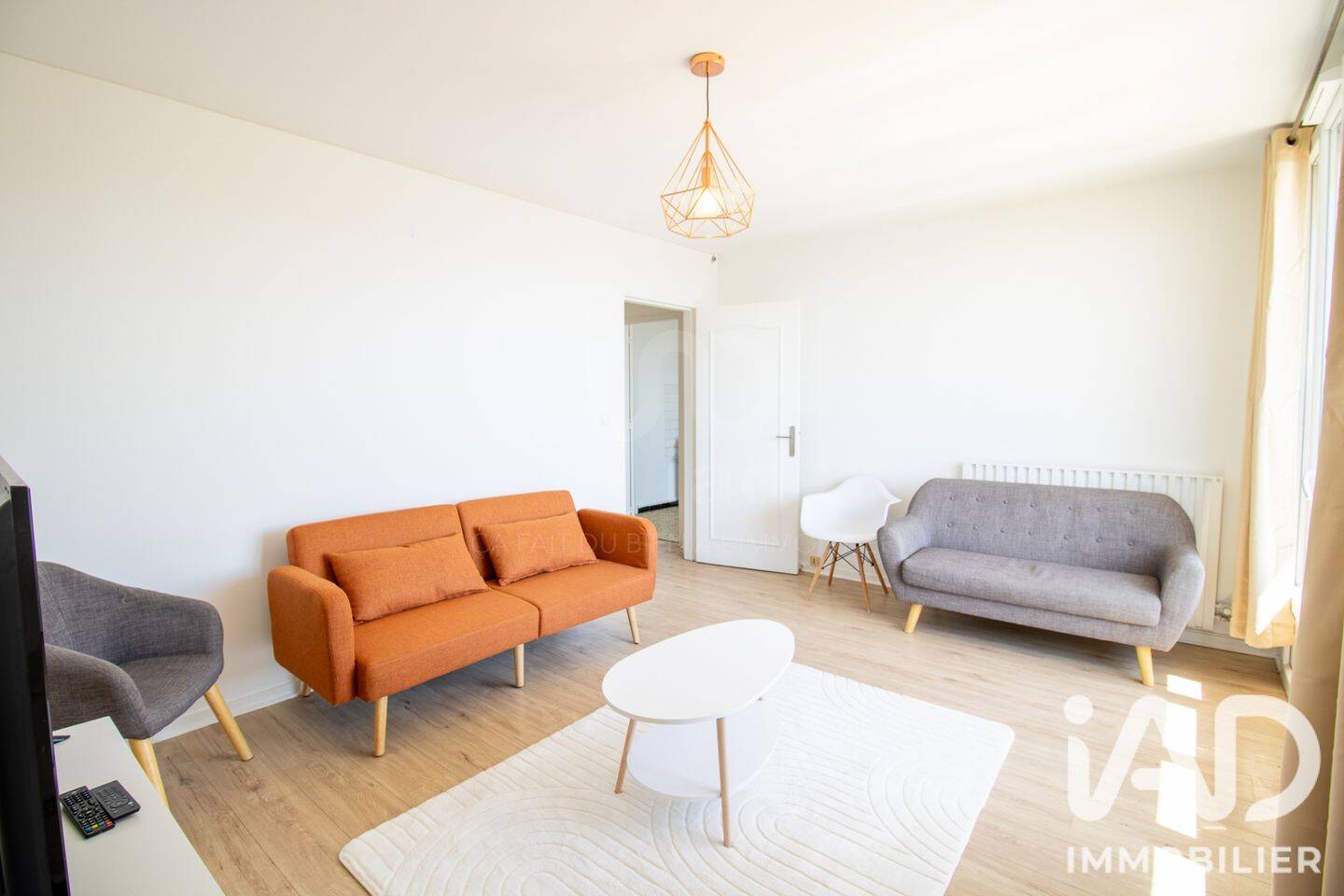 4 pièces 83 m² · à Compiègne · 82,5 m² · 1 190 €/mois