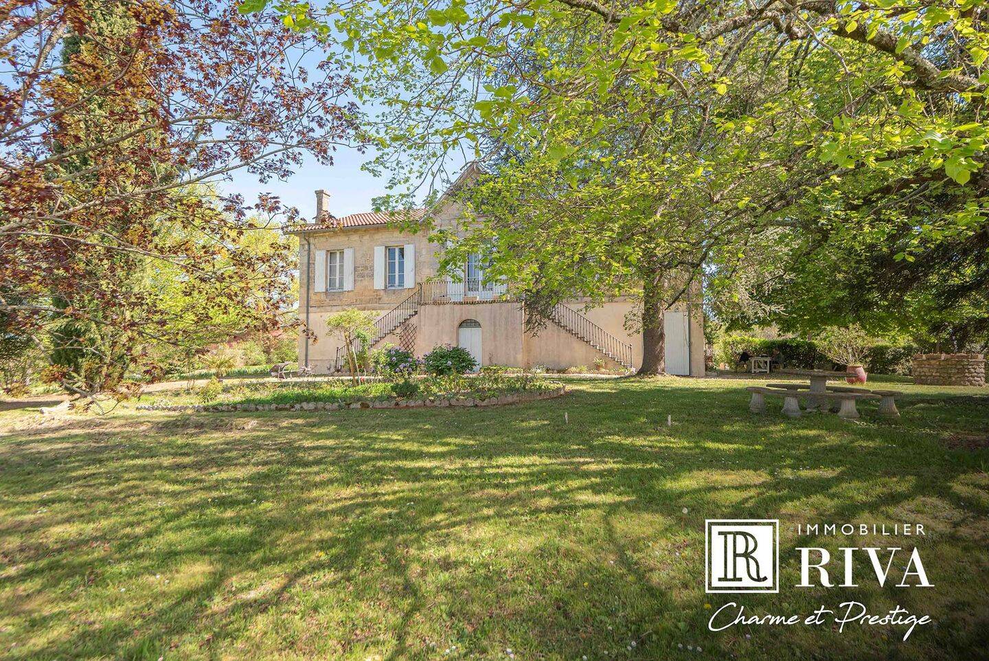 Maison 7 pièces 242 m² · à Pompignac · 242 m² · 750 000 €