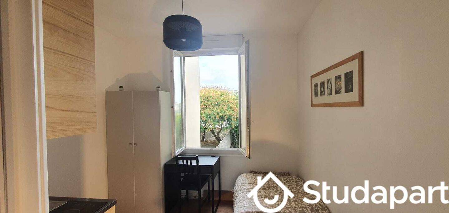 Appartement 1 pièce 12 m² · à Reims · 12 m² · 450 €