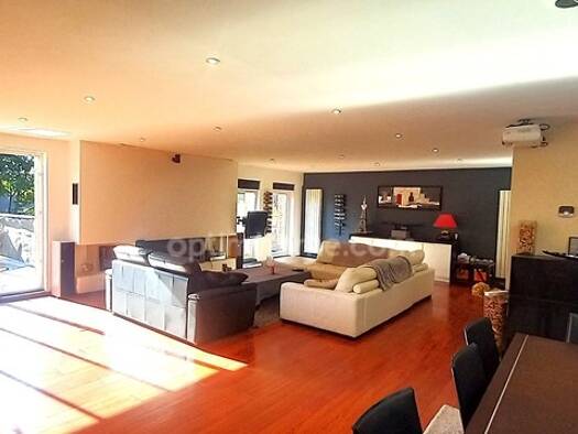 Appartement à vendre 392 500 € 4 pièces 3 chambres 161 m² 1er étage Beaumont Hem 59510