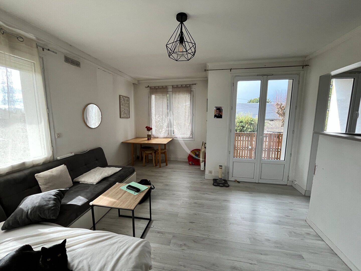 Appartement 3 pièces 48 m² · à Dourdan · 48 m² · 138 000 €