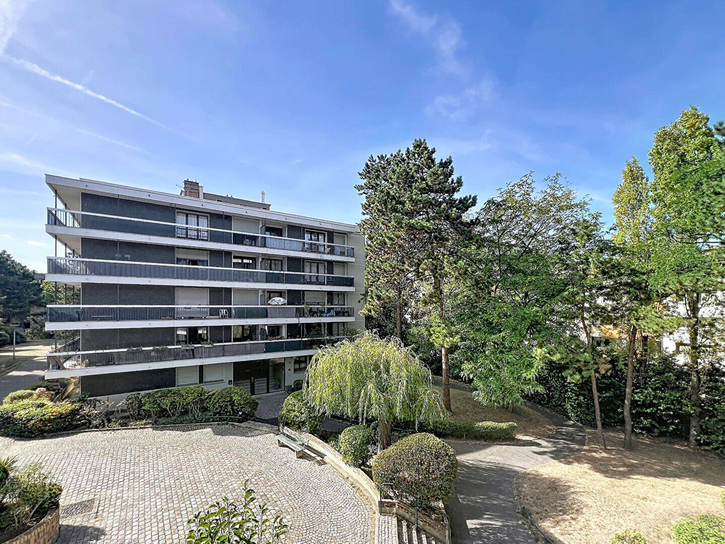 Appartement 2 pièces 53 m² · à Saint-Gratien · 53,4 m² · 1 010 €/mois
