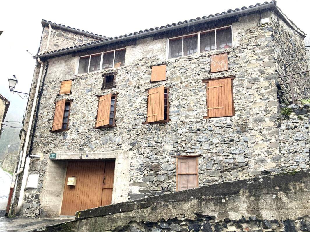 Maison 4 pièces 93 m² · à Montfort-sur-Boulzane · 93 m² · 86 000 €