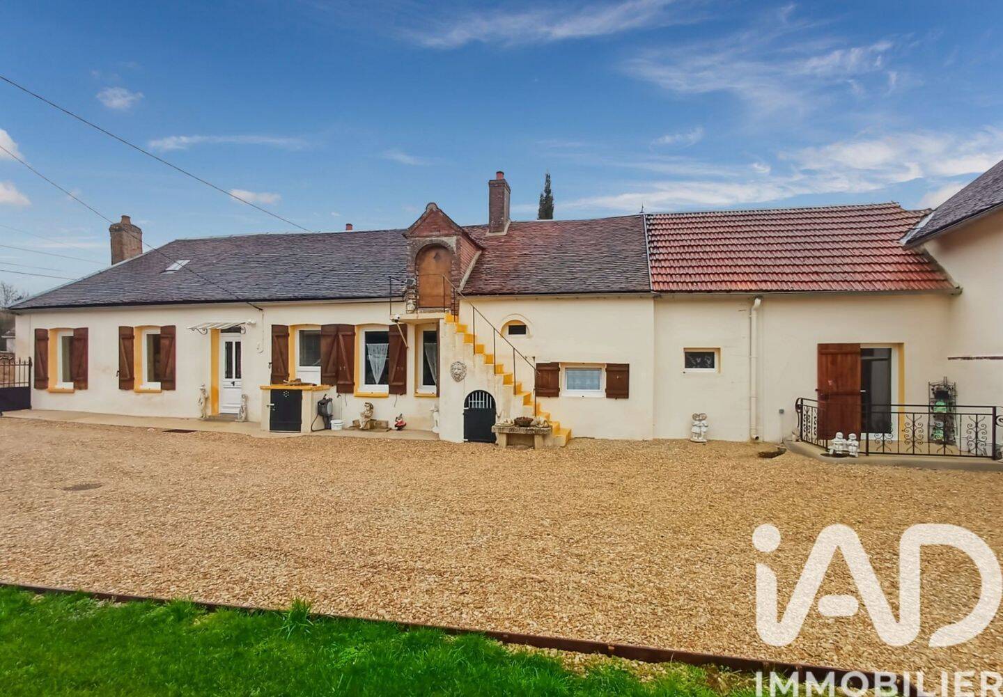 Maison 4 pièces 100 m² · à Saint-Maurice-aux-Riches-Hommes · 100 m² · 207 000 €