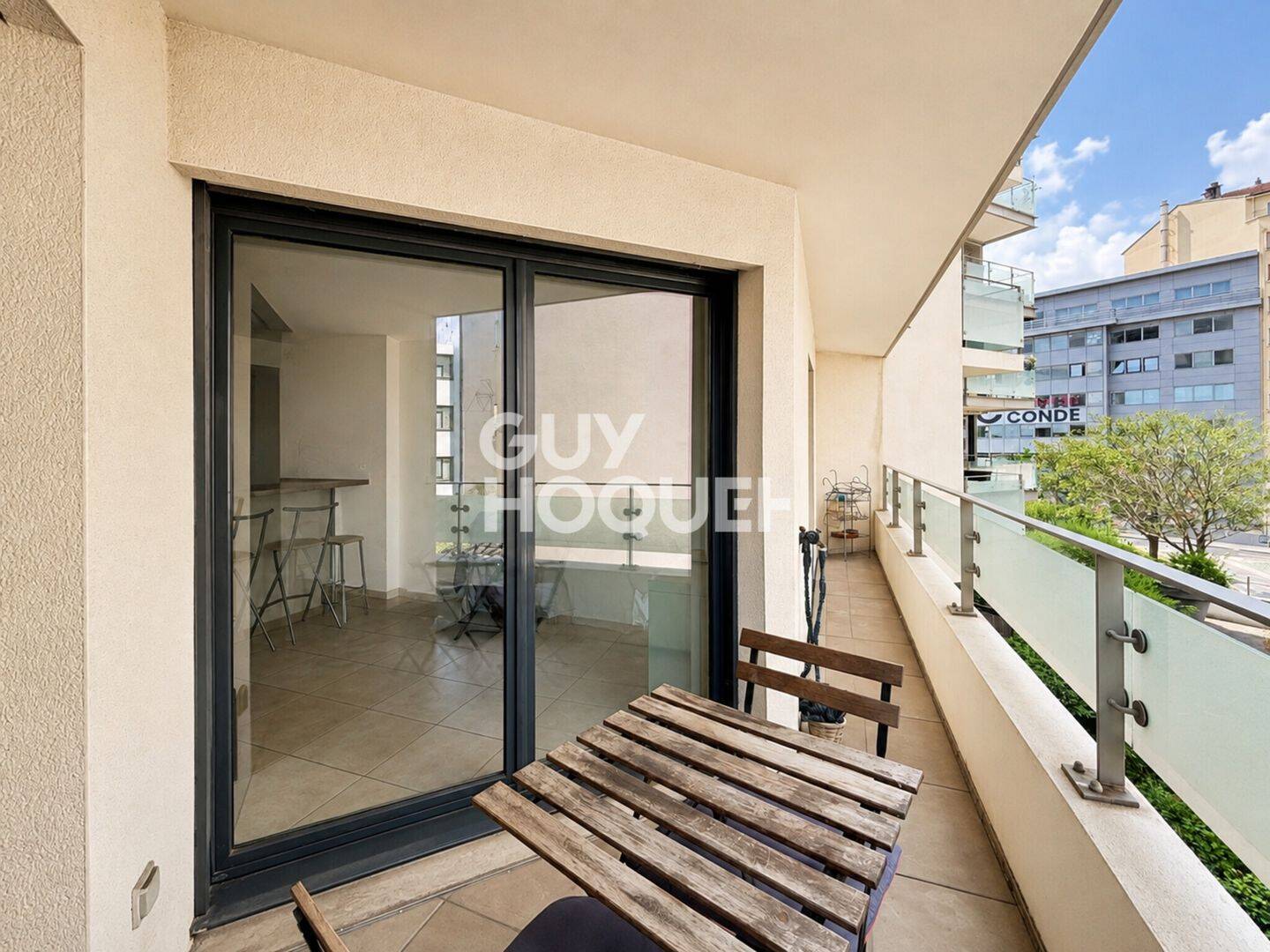 Appartement 2 pièces 48 m² · à Lyon 7ème Arrondissement · 48 m² · 1 100 €