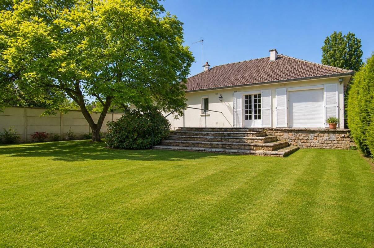 Maison 4 pièces 93 m² · à Nesle · 93,3 m² · 140 000 €