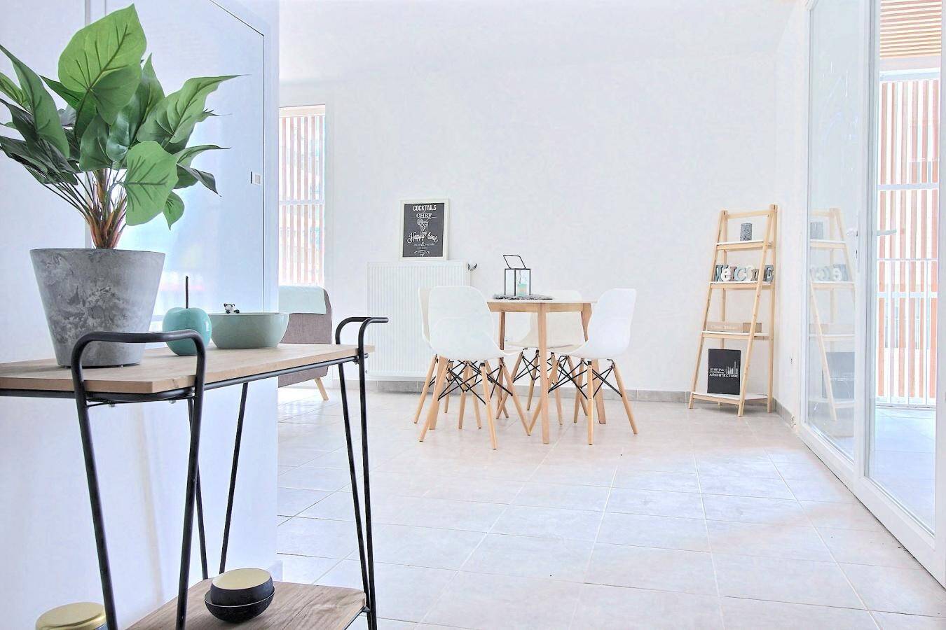 Appartement 2 pièces 52 m² · à Marseille 2ème Arrondissement · 52 m² · 744 €/mois