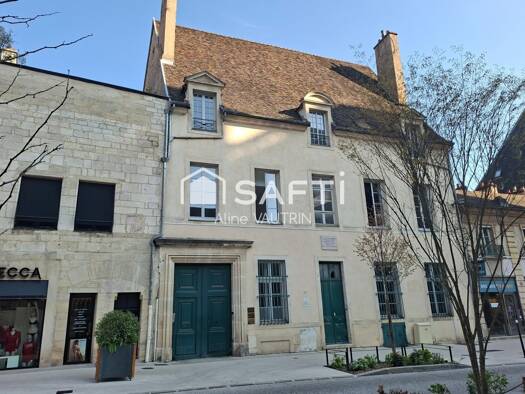 Appartement à vendre 191 000 € 2 pièces 1 chambre 41 m² Étage 3/3 Cordeliers Dijon 21000