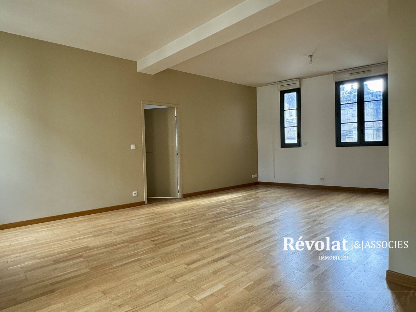 Appartement 3 pièces 81 m² · à Bordeaux · 81 m² · 1 600 €/mois