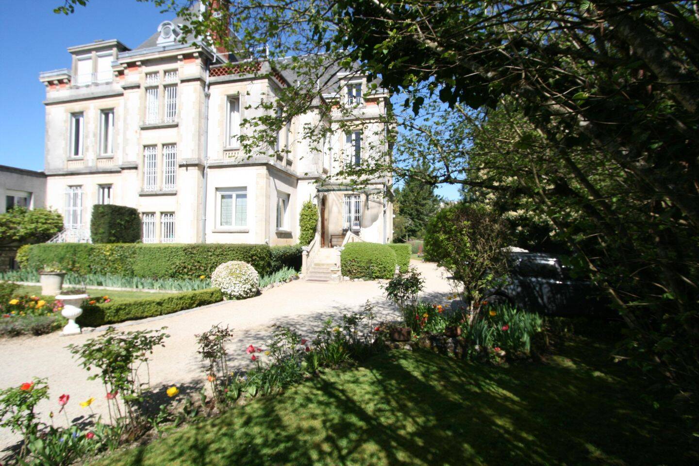 Maison 27 pièces 400 m² · à Saint-Dizier · 400 m² · 749 000 €