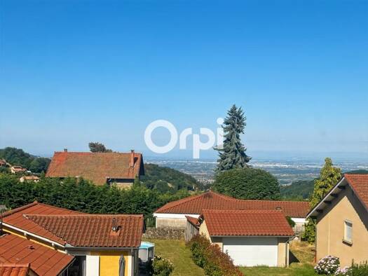 Duplex à vendre 175 000 € 3 pièces 2 chambres 96,6 m² Étage 2/2 Saint-Martin-en-Haut 69850