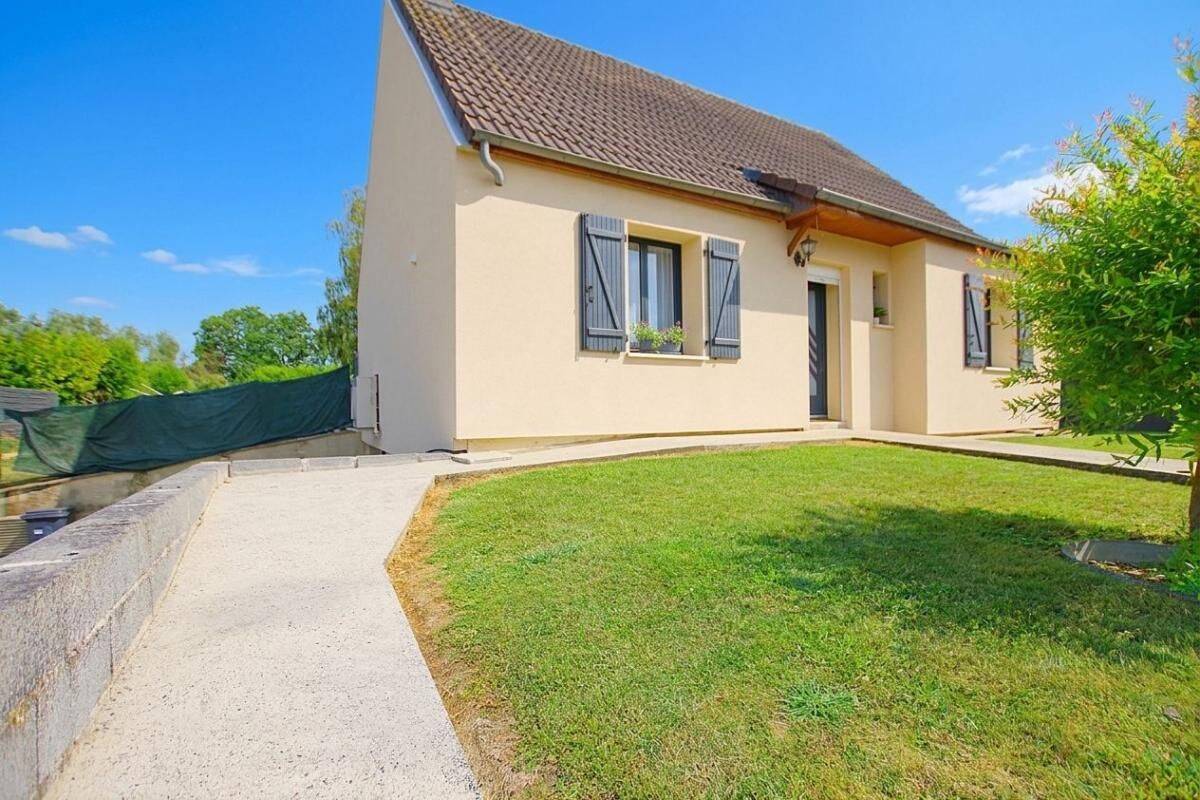 Maison 4 pièces 105 m² · à Moyencourt · 105,1 m² · 205 000 €