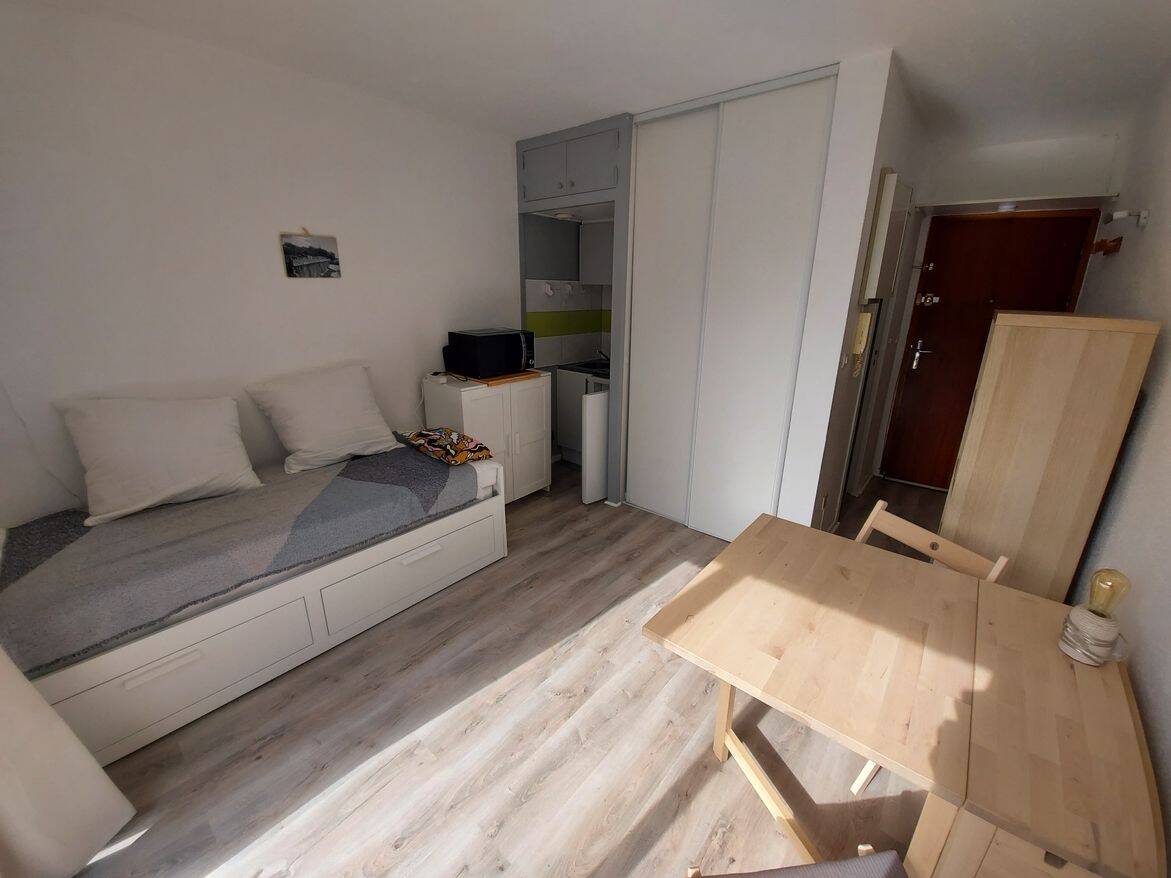 Appartement 1 pièce 16 m² · à Bordeaux · 16 m² · 503 €