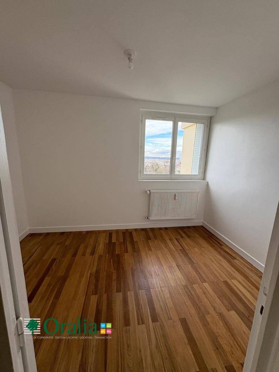 Appartement 3 pièces 53 m² · à Bron · 53 m² · 773 €/mois