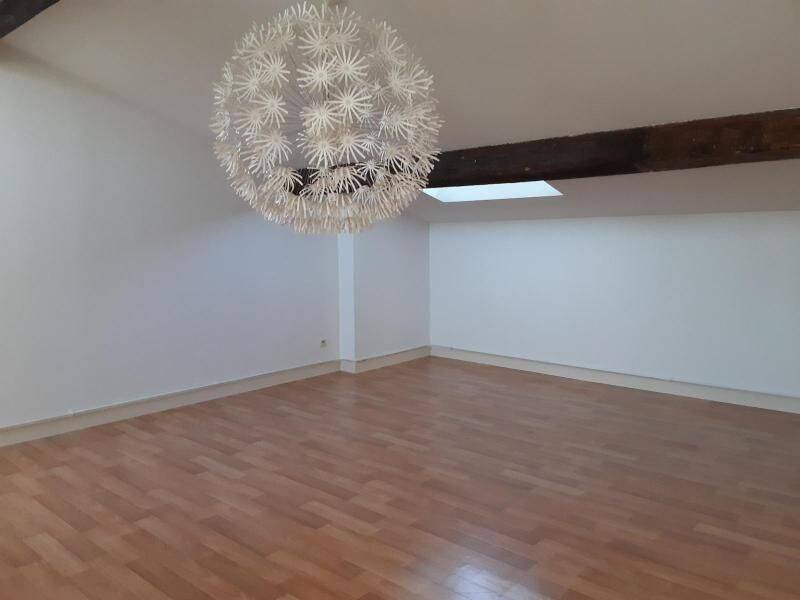 Appartement 3 pièces 71 m² · à Bordeaux · 71 m² · 990 €