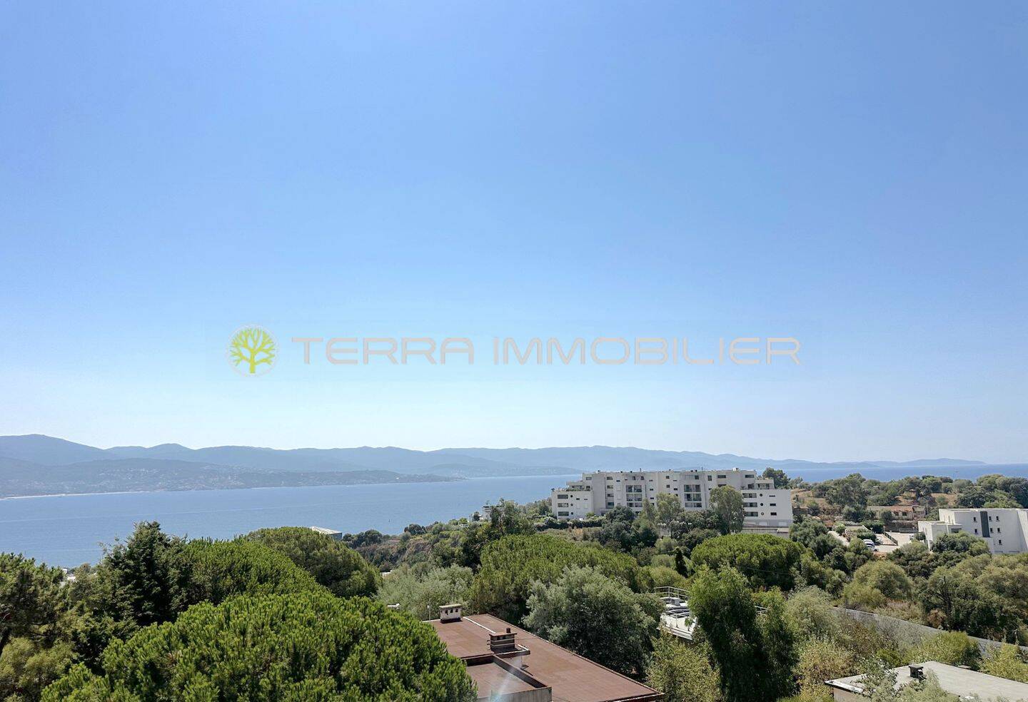 Appartement 2 pièces 43 m² · à Ajaccio · 43,4 m² · 255 000 €