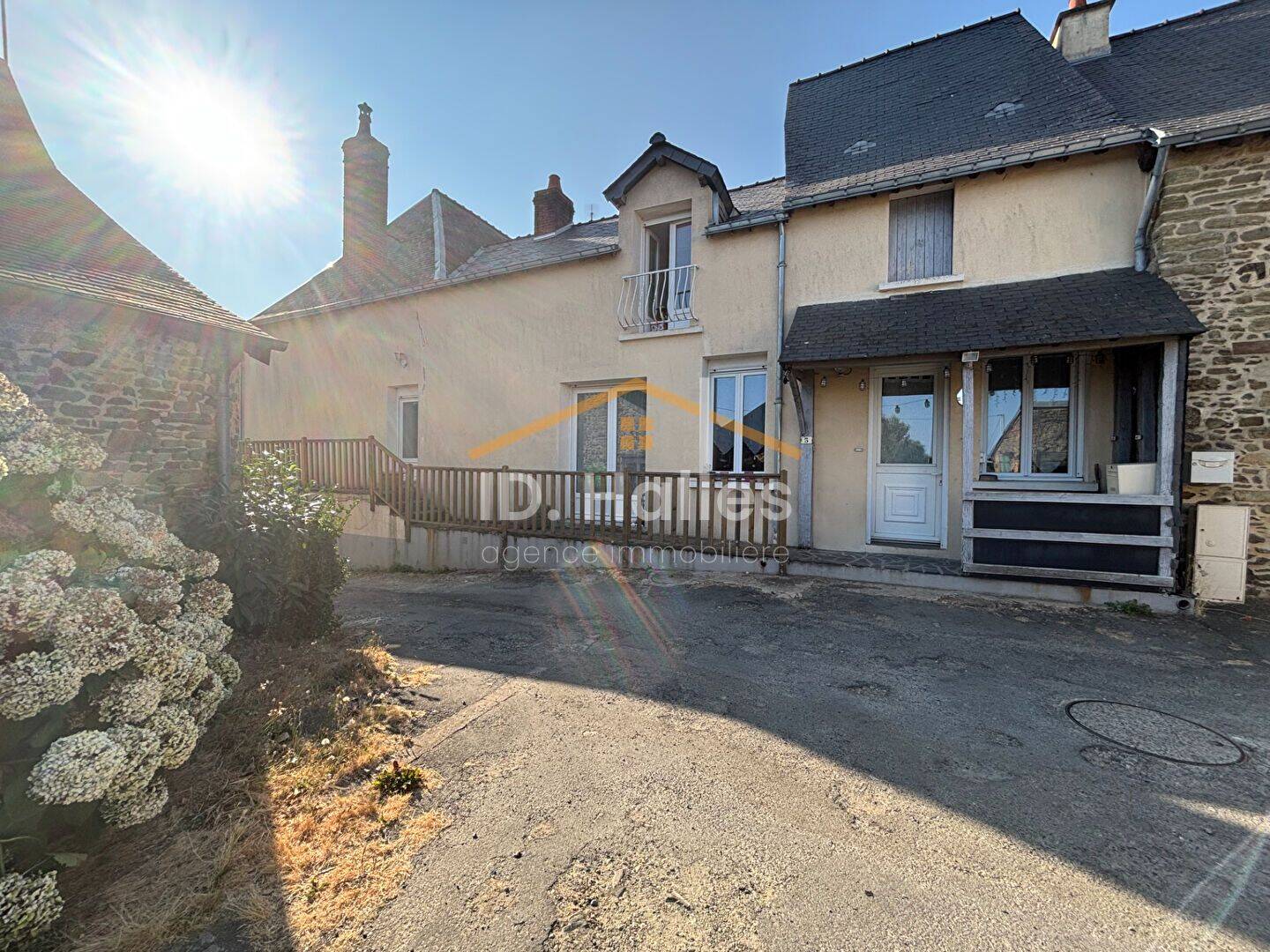 Maison 4 pièces 132 m² · à Cuillé · 132 m² · 154 000 €