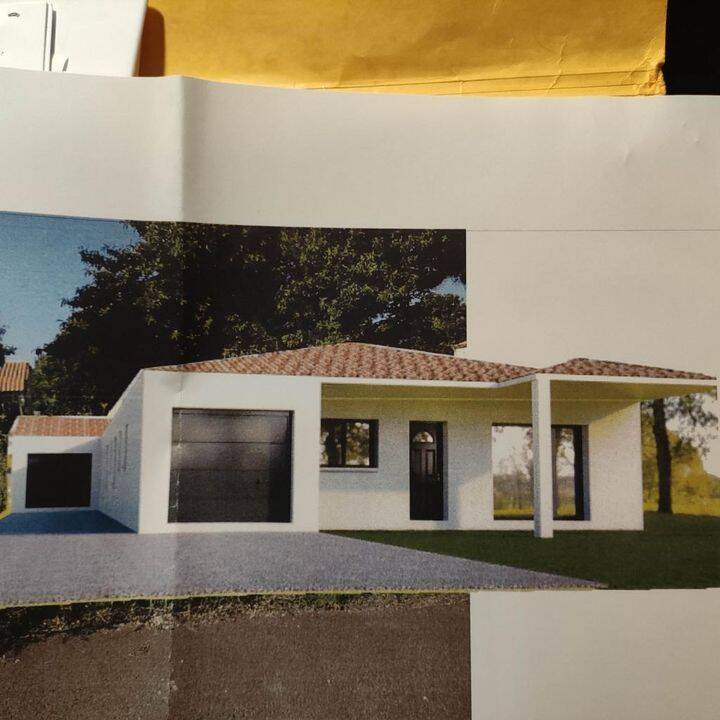 Maison 5 pièces 122 m² · à Les Mathes · 122 m² · 1 296 €