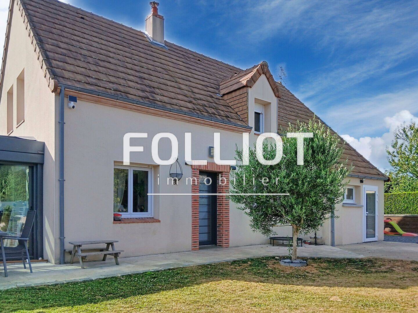 Maison 7 pièces 130 m² · à La Haye · 130 m² · 276 000 €