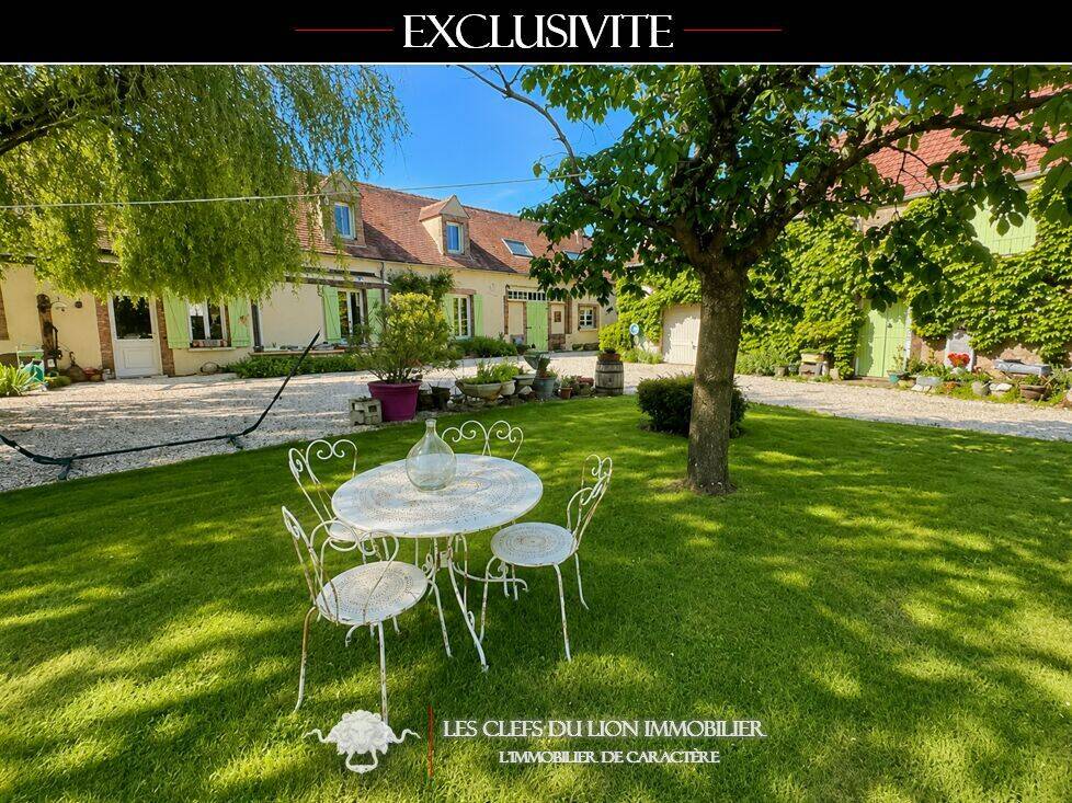 Maison 8 pièces 169 m² · à Égreville · 169 m² · 298 000 €