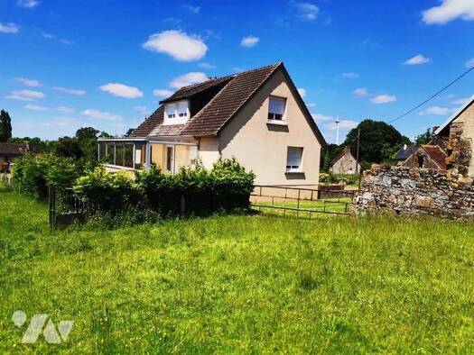 Maison à vendre 147 800 € 7 pièces 5 chambres 137 m² 10 000 m² de terrain Saint-Georges-d'Annebecq 61600