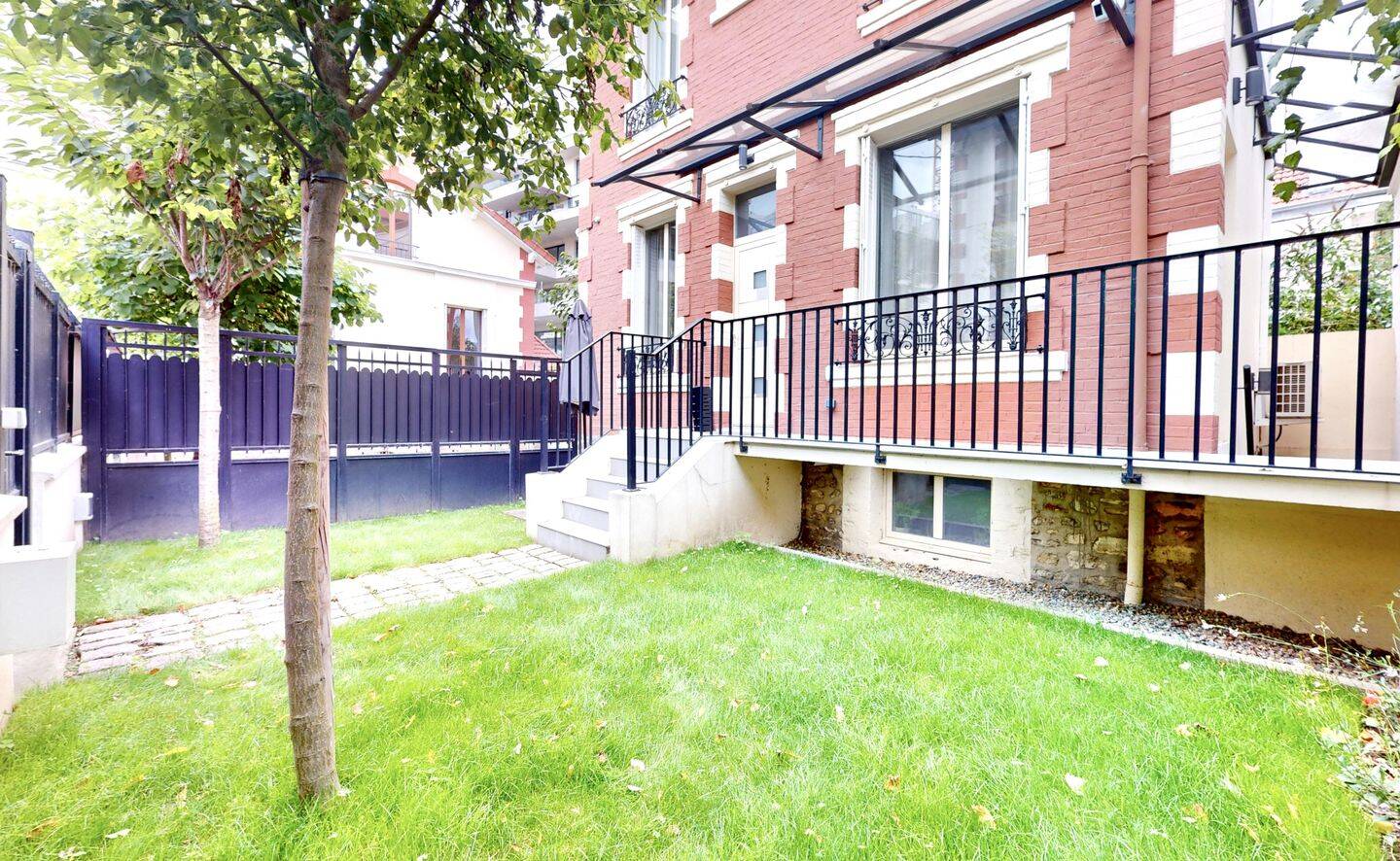 Maison 5 pièces 89 m² · à Colombes · 88,9 m² · 1 950 €