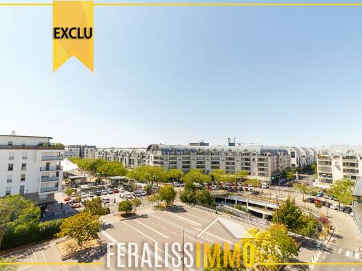 Appartement à vendre 329 900 € 5 pièces 4 chambres 95,8 m² Étage 6/8 Le Point du Jour-Centre Gare Cergy 95800