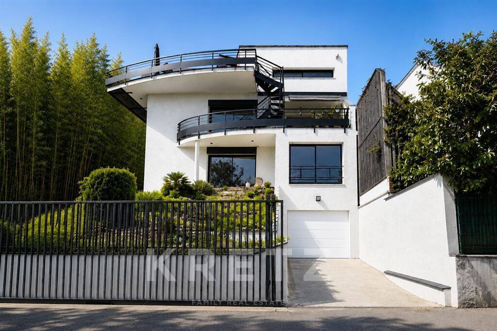 Maison 7 pièces 211 m² · à Sceaux · 211 m² · 1 450 000 €