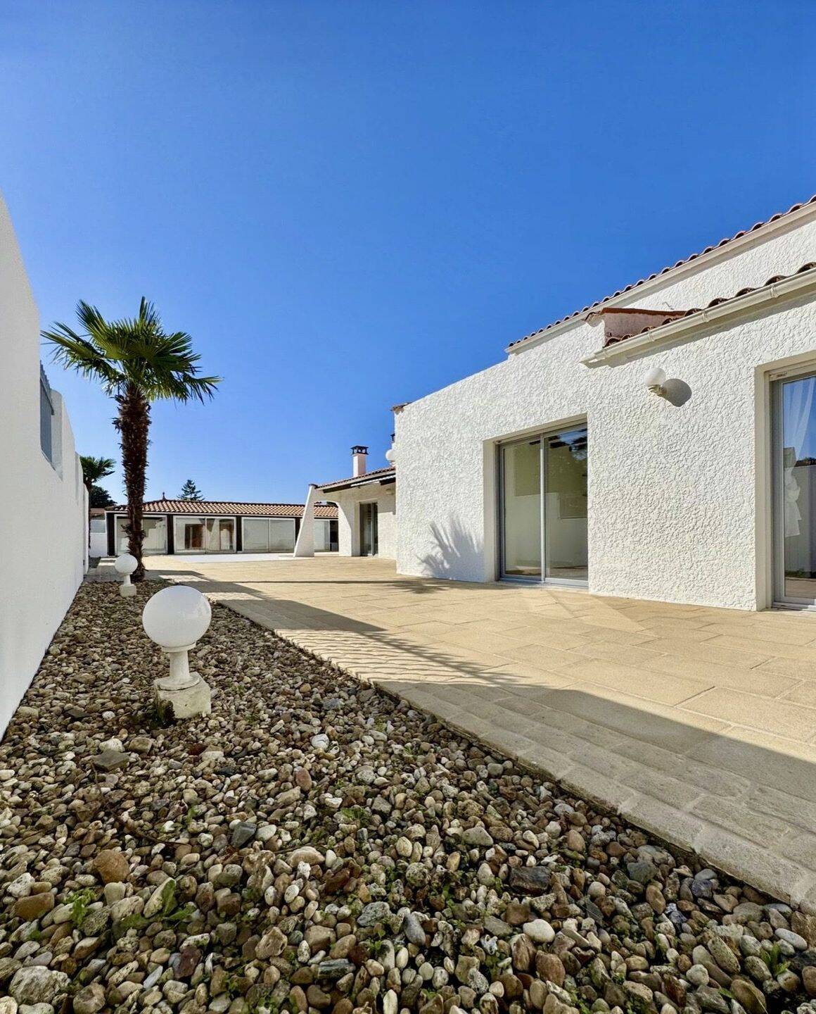 Maison 4 pièces 188 m² · à Breuillet · 188 m² · 496 800 €