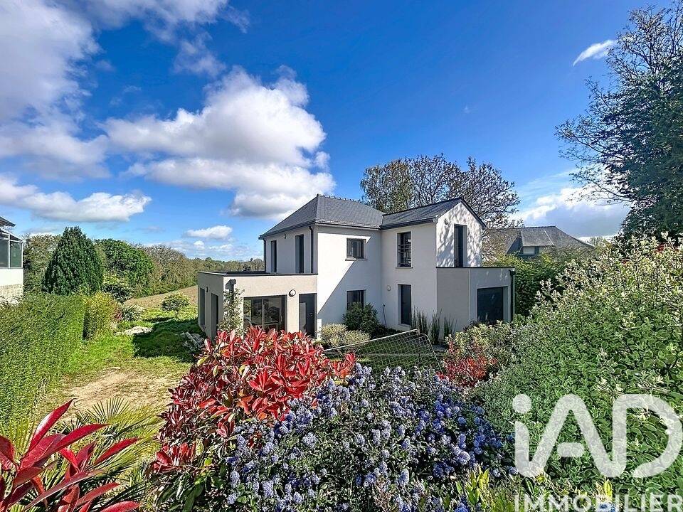 Maison 5 pièces 110 m² · à Lanvallay · 109,6 m² · 393 750 €