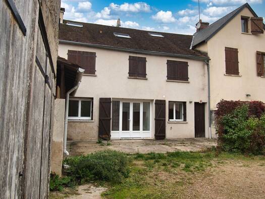 Maison à vendre 119 000 € 4 pièces 2 chambres 96 m² 622 m² de terrain Le Malesherbois 45330