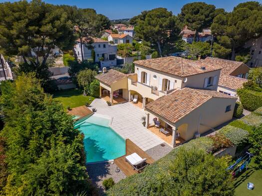 Maison à vendre 1 155 000 € 6 pièces 4 chambres 175 m² 969 m² de terrain Carry-le-Rouet 13620