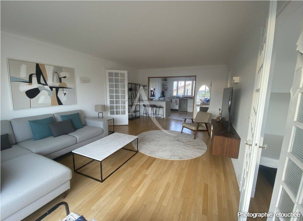 Appartement 4 pièces 80 m² · à Drancy · 79,8 m² · 220 000 €