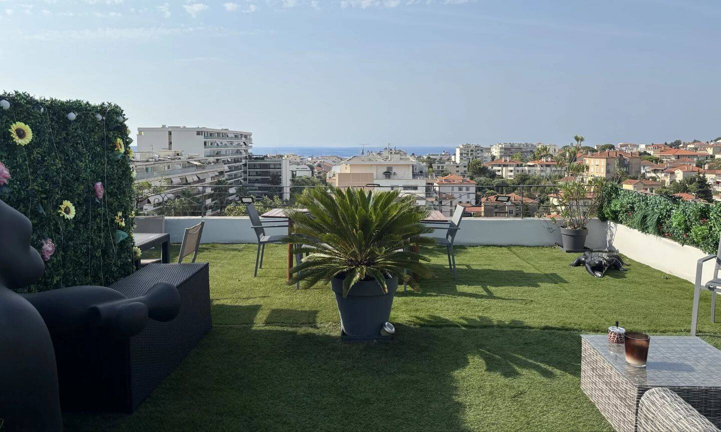 Appartement 3 pièces 87 m² · à Cannes · 87,1 m² · 1 049 400 €