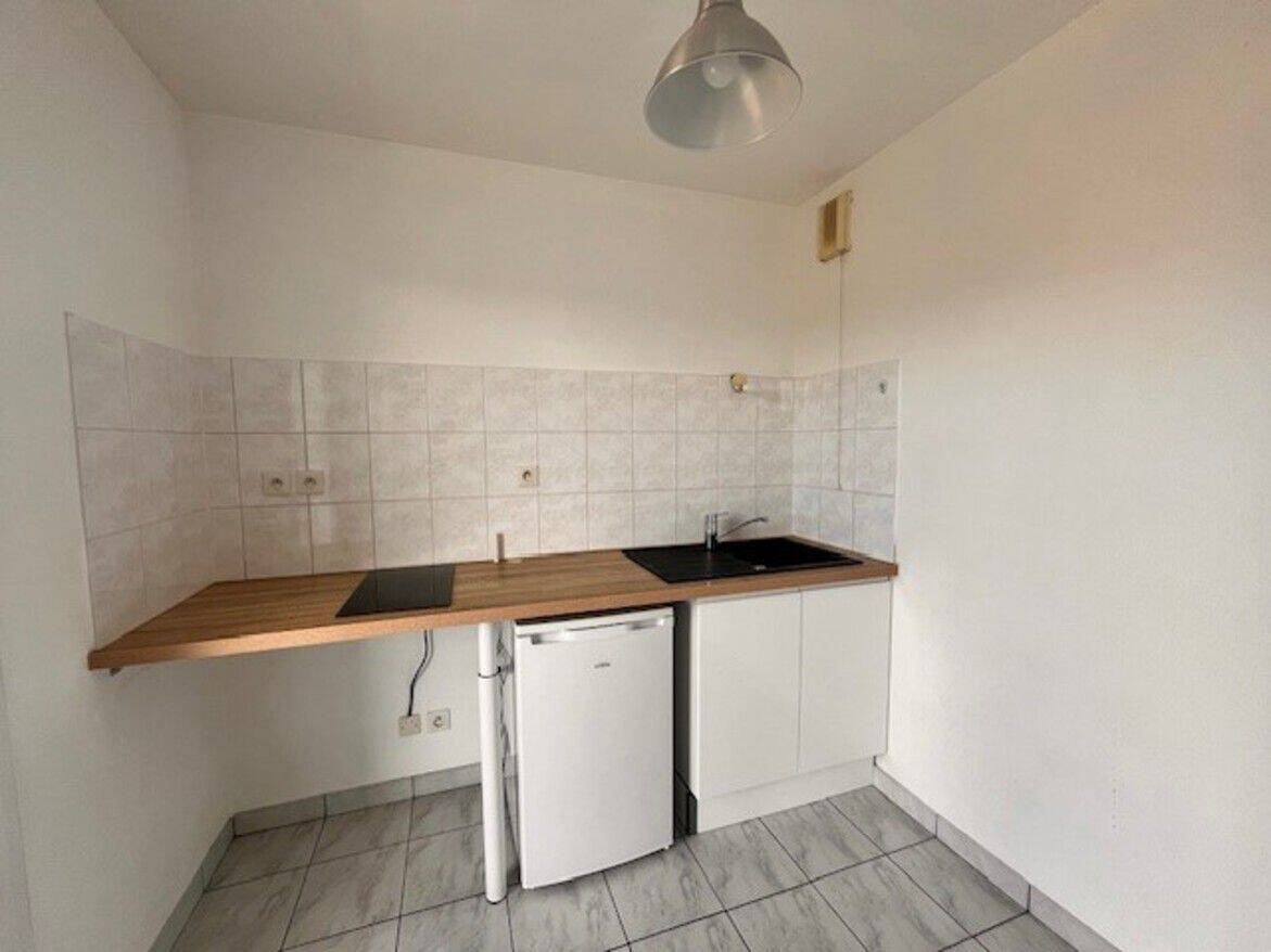 Appartement 1 pièce 30 m² · à Besançon · 29,9 m² · 485 €