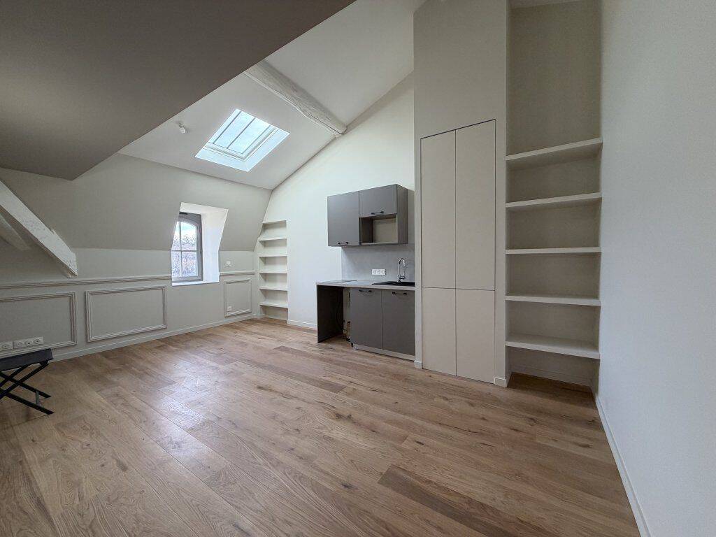 Appartement 2 pièces 39 m² · à Charbonnières-les-Bains · 39 m² · 895 €