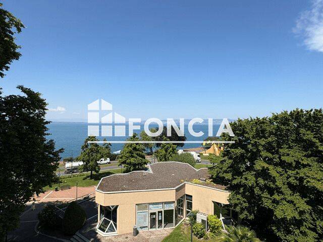 Appartement 2 pièces 55 m² · à Évian-les-Bains · 55,3 m² · 915 €