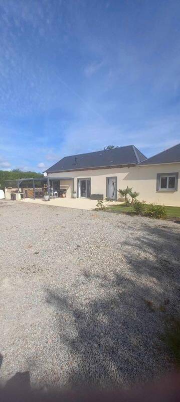 Maison 4 pièces 130 m² · à Mesnil-en-Ouche · 130 m² · 249 500 €
