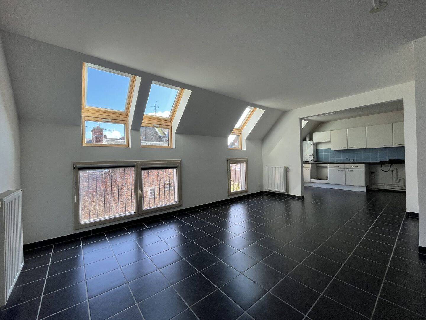 Appartement 3 pièces 79 m² · à Amiens · 78,9 m² · 895 €