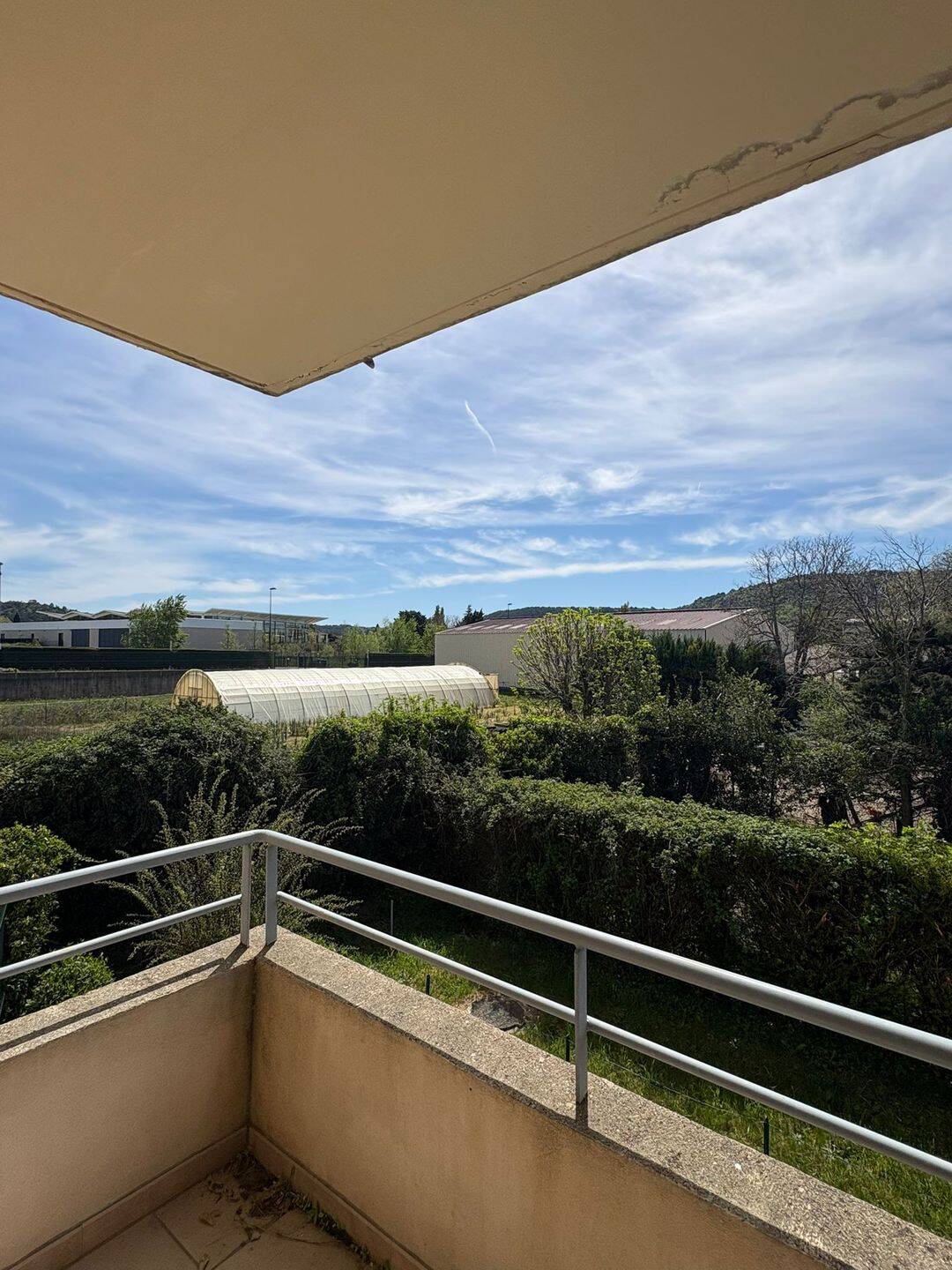 Appartement 3 pièces 65 m² · à Saint-Paul-Trois-Châteaux · 65 m² · 825 €