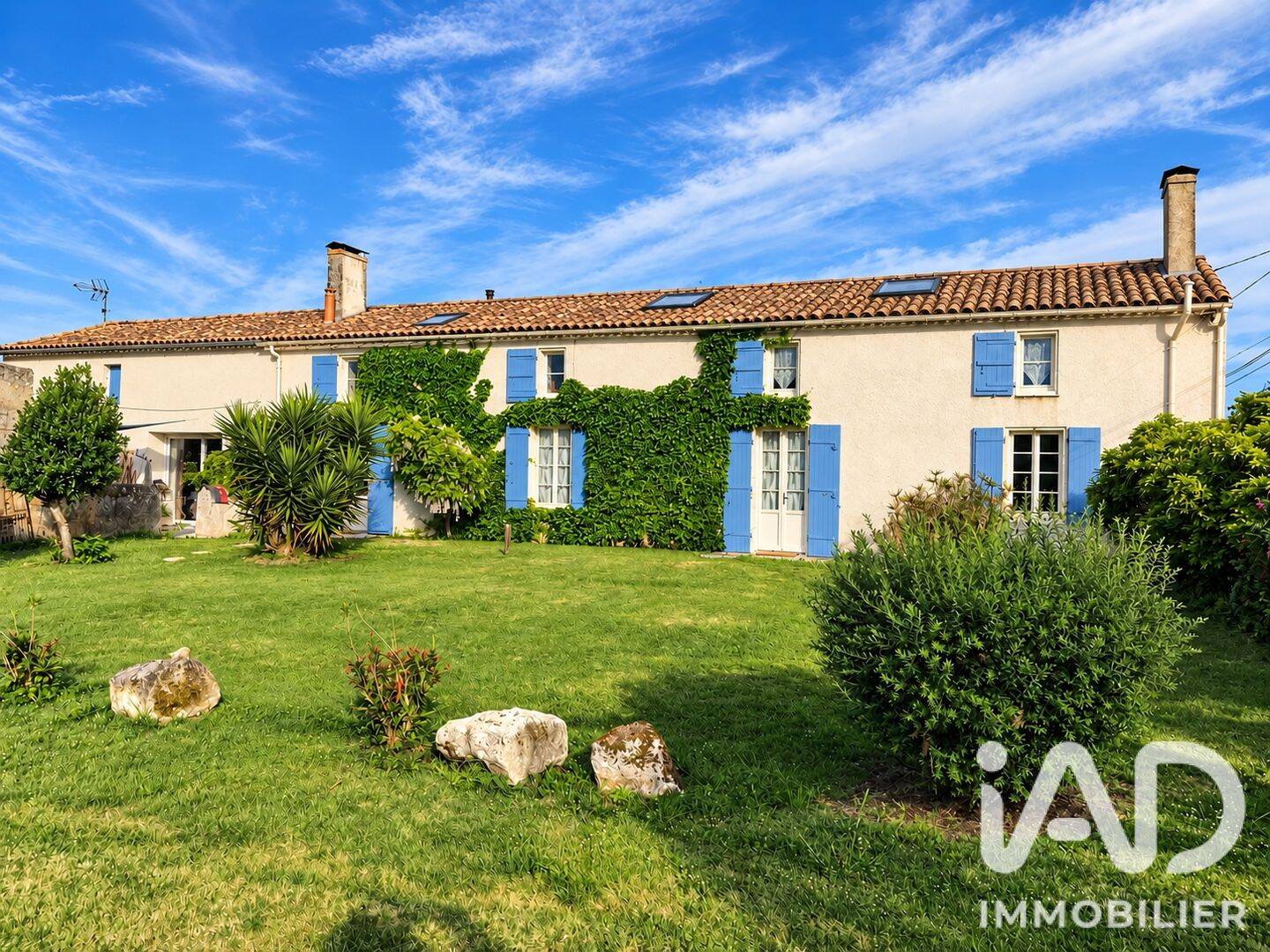 Maison 12 pièces 307 m² · à Bégadan · 307 m² · 395 000 €