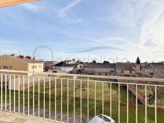 Appartement à vendre 240 000 € 5 pièces 4 chambres 84 m² Étage 2/3 Centre Blagnac 31700