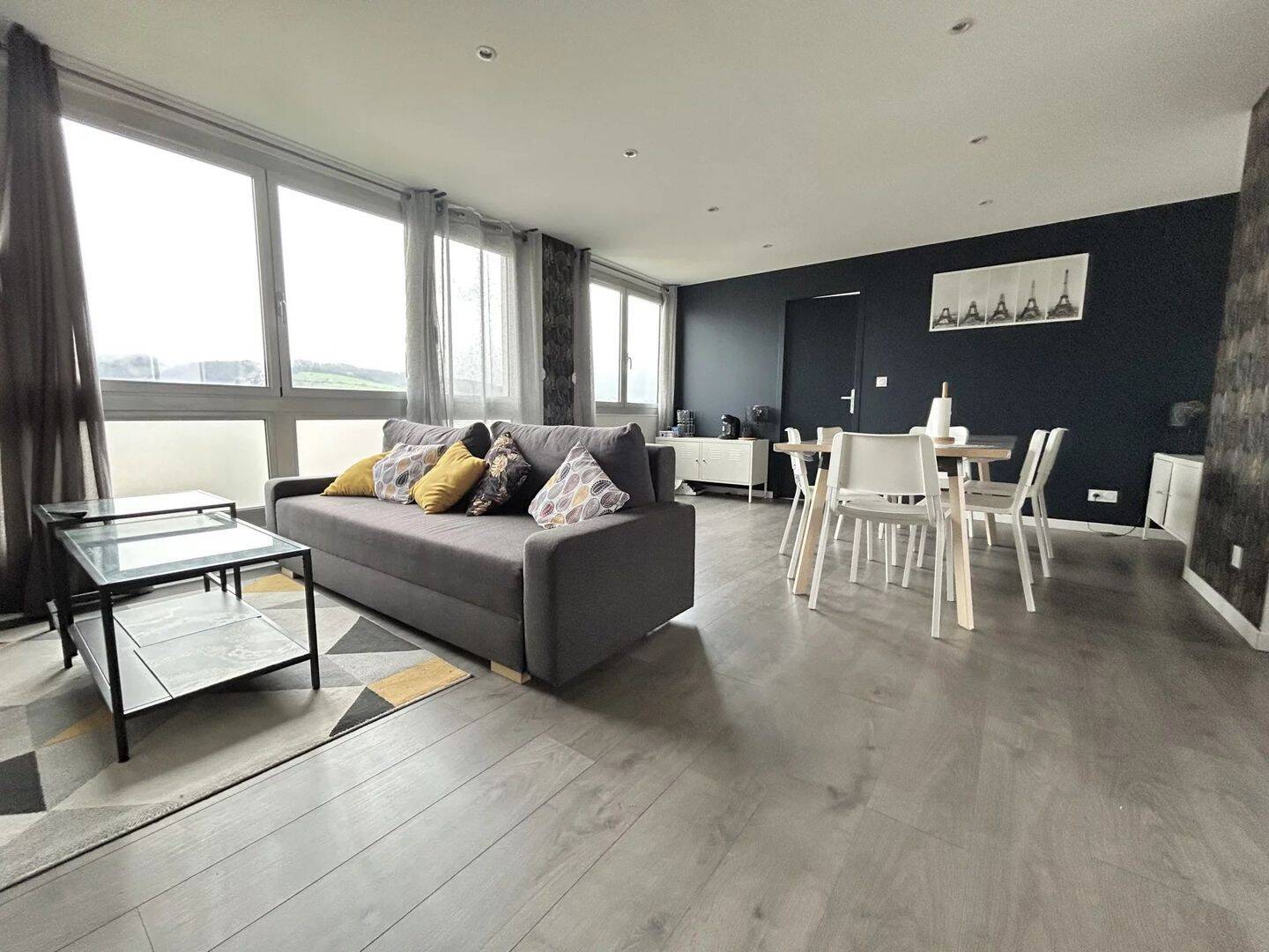 Appartement 5 pièces 100 m² · à Saint-Étienne · 99,9 m² · 148 000 €