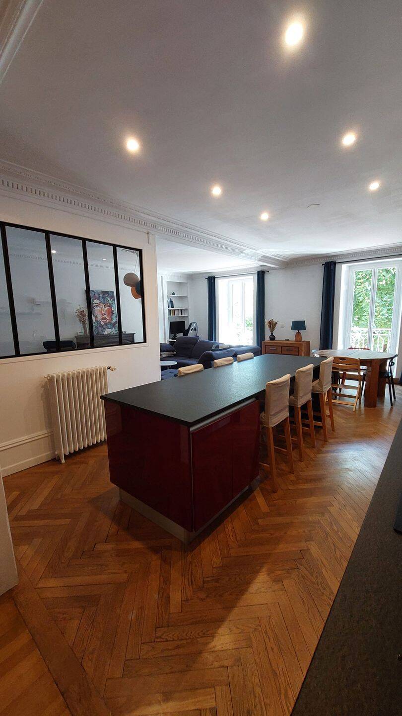 Appartement 4 pièces 115 m² · à La Roche-sur-Foron · 115 m² · 395 000 €