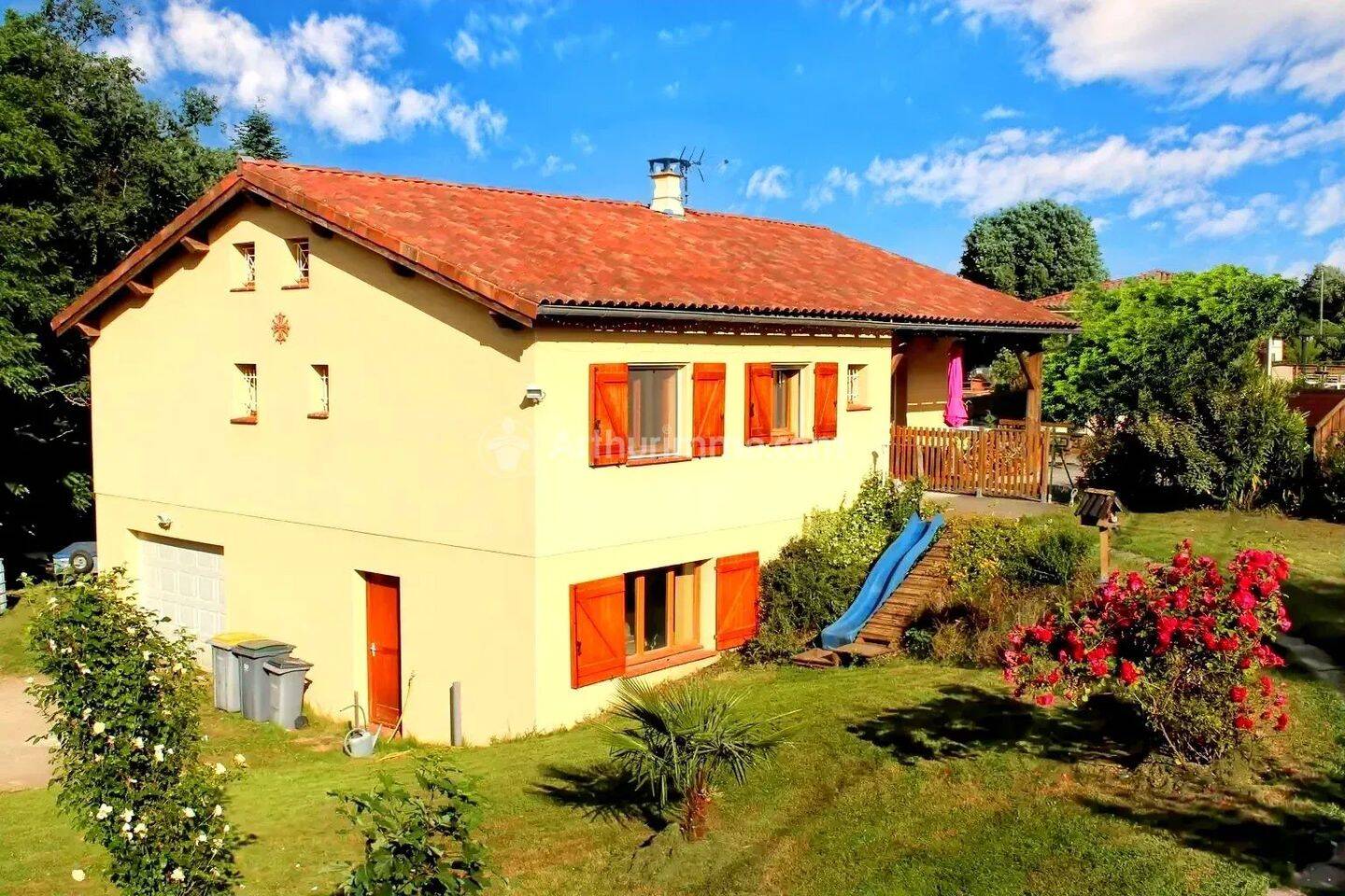 Maison 8 pièces 218 m² · à Beauvais-sur-Tescou · 218 m² · 319 000 €